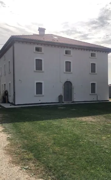 Ristrutturazione e ampliamento casa unifamiliare